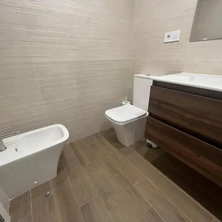 Moderno Centrico Con Piscina Y Parking 아파트 *