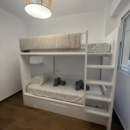 Moderno Centrico Con Piscina Y Parking * 데니아