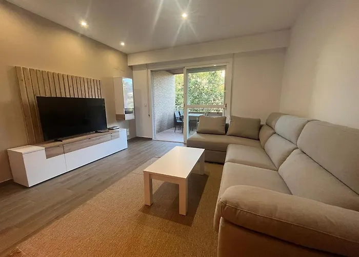 Moderno Centrico Con Piscina Y Parking *