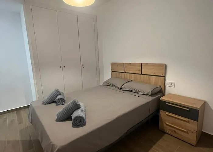 Moderno Centrico Con Piscina Y Parking *